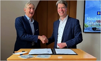 Oberbürgermeister Dr. Ingo Meyer und Markus Kellner, Geschäftsführer des beauftragten Generalunternehmers Depenbrock Partnering GmbH & Co. KG